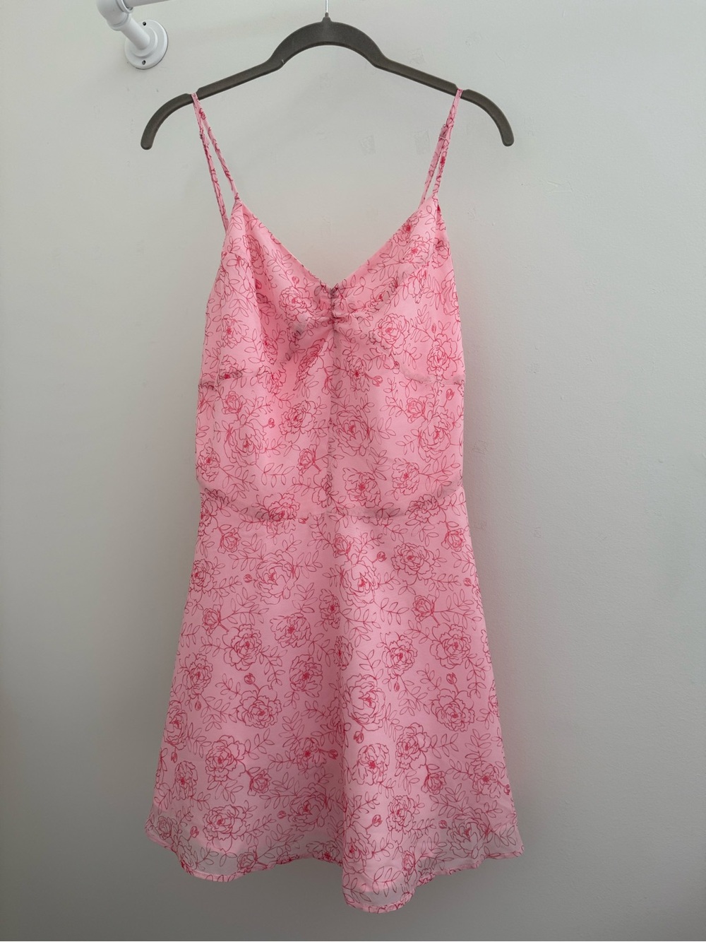 Urban Outfitters NWT Women’s Pink Floral Slip Dress Lightweight Spaghetti Strap